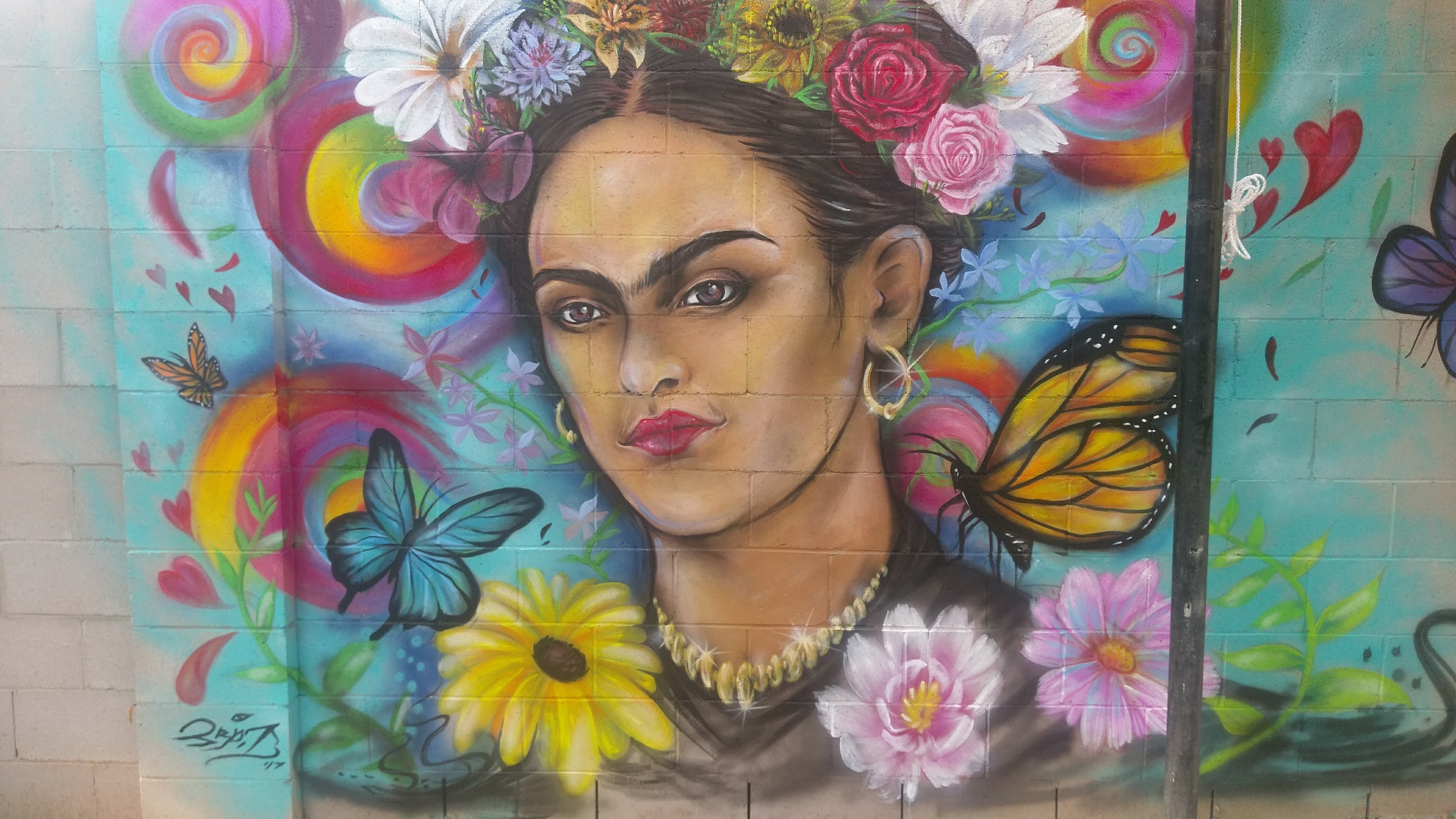 mural portrait of Frida Kahlo